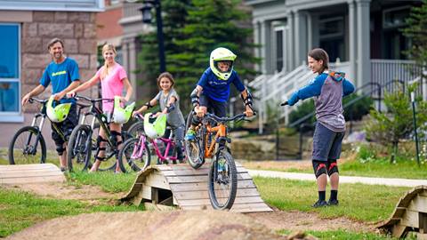 mountain bike lesson at snowshoe