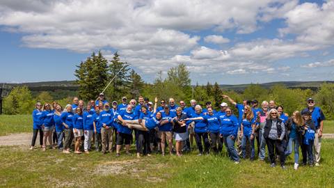 Volunteer at Snowshoe Mountain