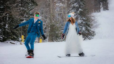 winter wedding at Snowshoe Mountain