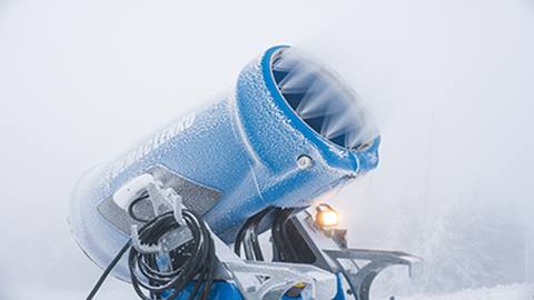 Snowmaking at Snowshoe