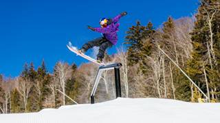 LJ Henriquez rail hit at Snowshoe Mountain