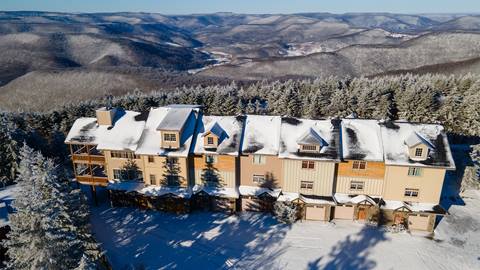 Shay's Landing Lodging | Snowshoe Mountain